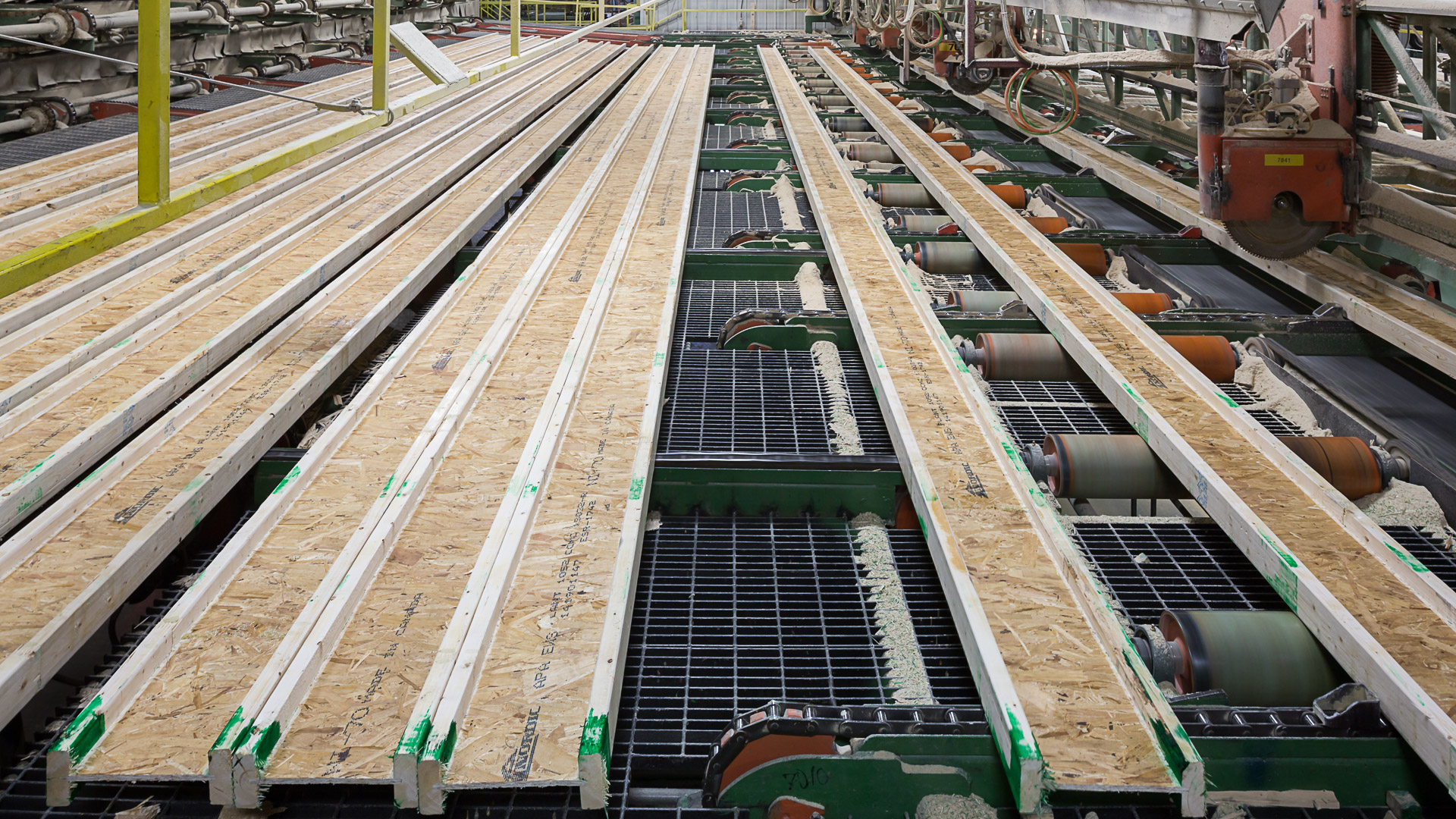 Chantiers Chibougamau Lumber and Engineered Wood Lebel